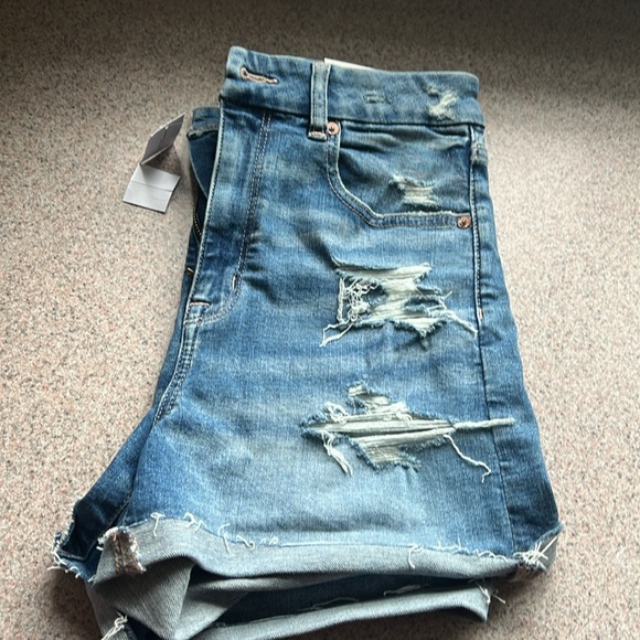 Stretch hi rise shorts - Picture 2 of 3